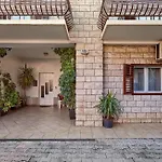 Apartments Ljubica